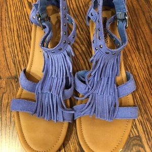 MINNETONKA Purple Fringe Moccasin Sandals
